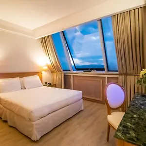 4* Otel Shg De La